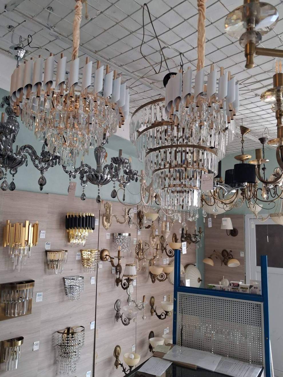 Iluminat decorativ Xlight pentru spatii rezidentiale
